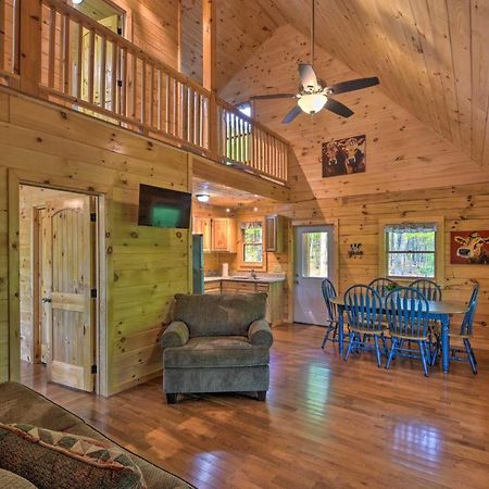 Murphy Cabin With Spacious Deck And Forest Views! Zewnętrze zdjęcie