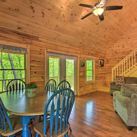 Murphy Cabin With Spacious Deck And Forest Views! Zewnętrze zdjęcie
