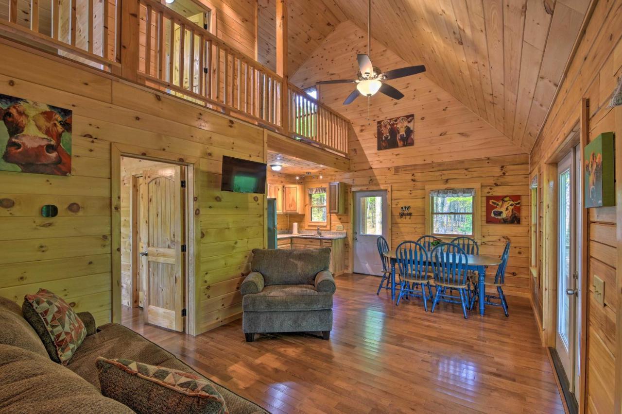 Murphy Cabin With Spacious Deck And Forest Views! Zewnętrze zdjęcie