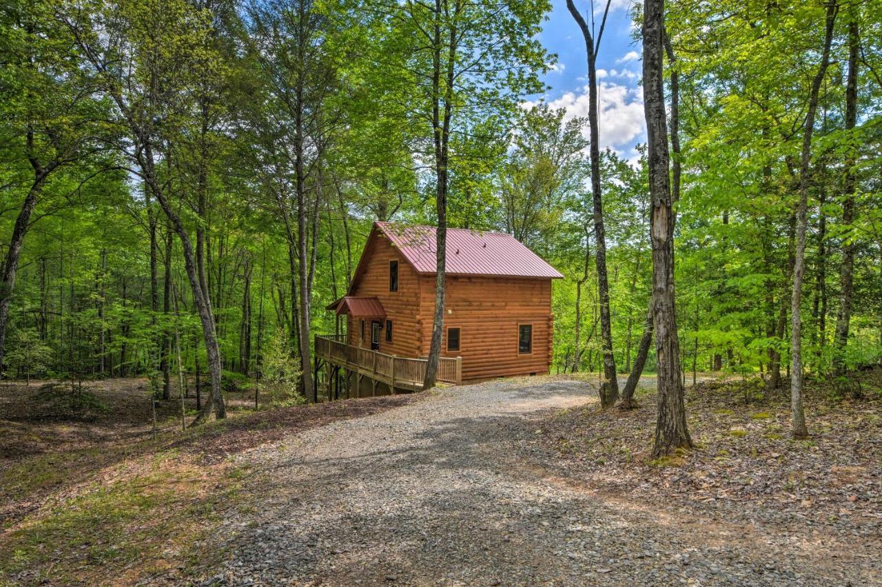 Murphy Cabin With Spacious Deck And Forest Views! Zewnętrze zdjęcie